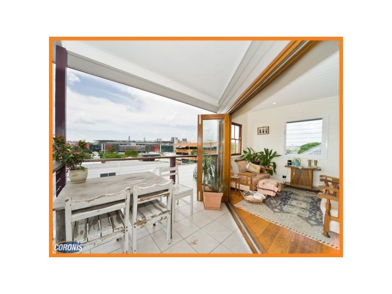 27 Heussler Terrace, Milton QLD 4064