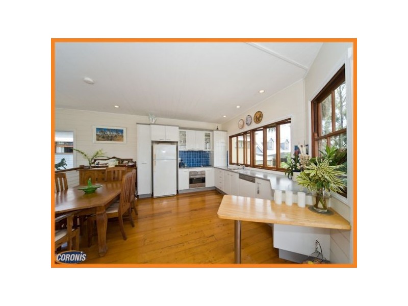 27 Heussler Terrace, Milton QLD 4064