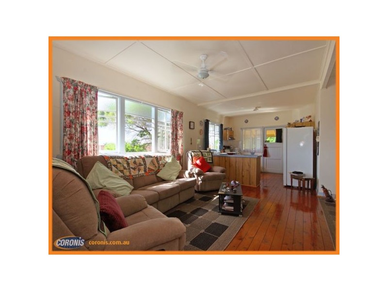 21 James Street, Scarborough QLD 4020