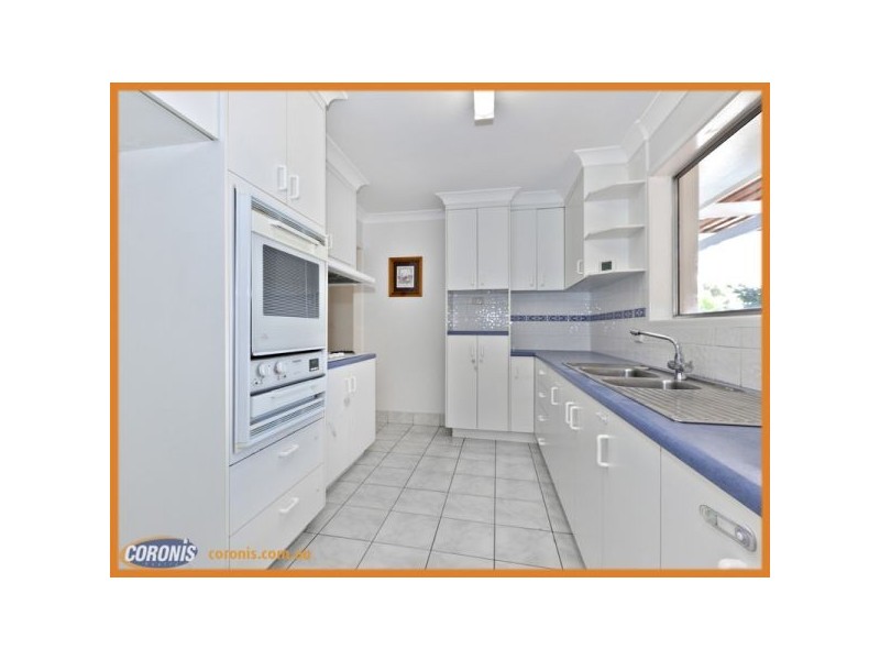 6 Van Dieman Crescent, Springwood QLD 4127