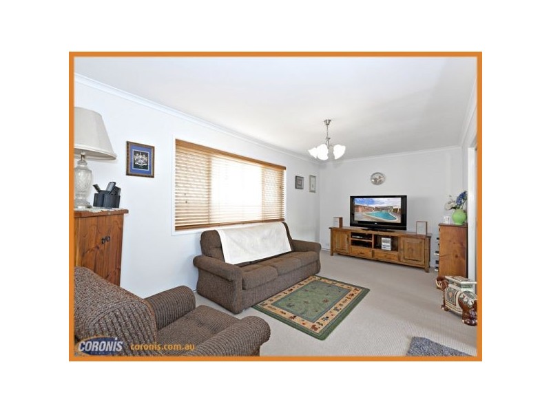 6 Van Dieman Crescent, Springwood QLD 4127