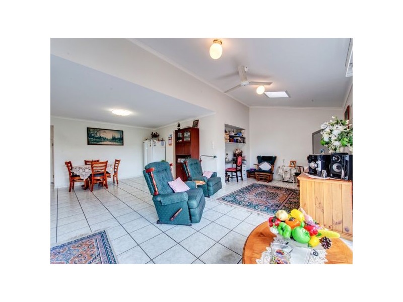 37 Katrina Crescent, Waterford West QLD 4133