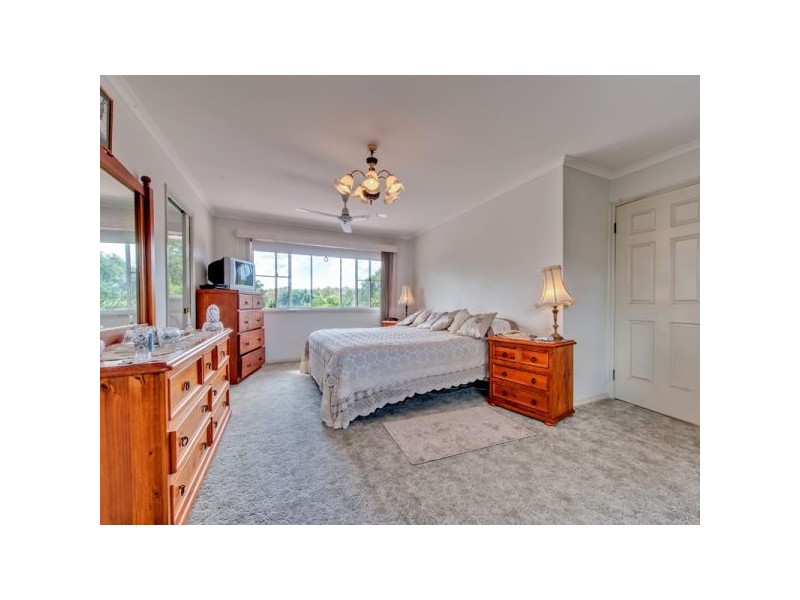 37 Katrina Crescent, Waterford West QLD 4133