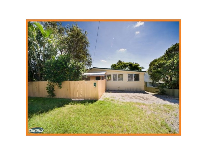 18 Yanderra Avenue, Arana Hills QLD 4054