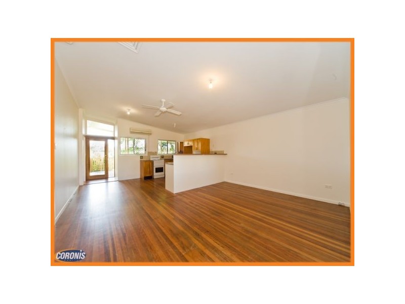 18 Yanderra Avenue, Arana Hills QLD 4054