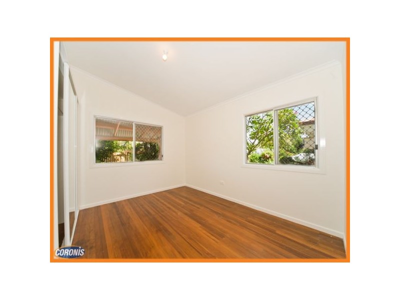 18 Yanderra Avenue, Arana Hills QLD 4054