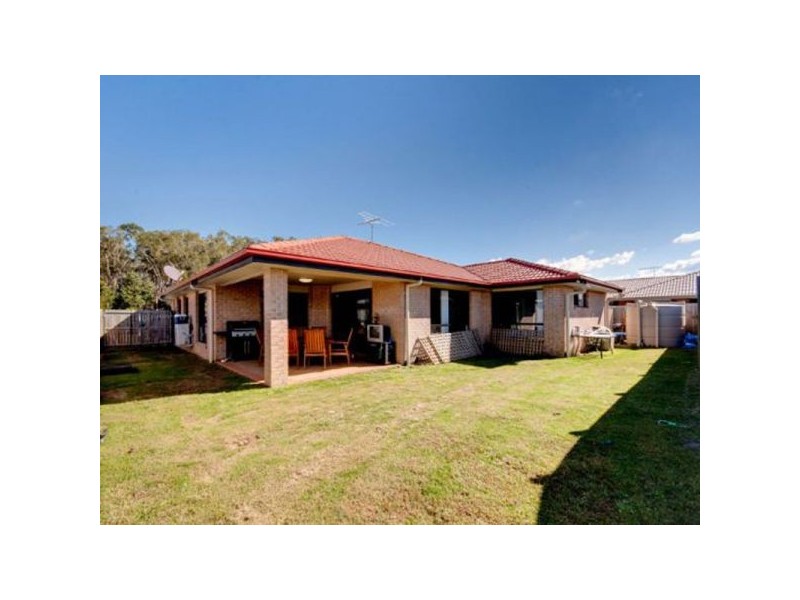 23 Sandstone Boulevard, Ningi QLD 4511