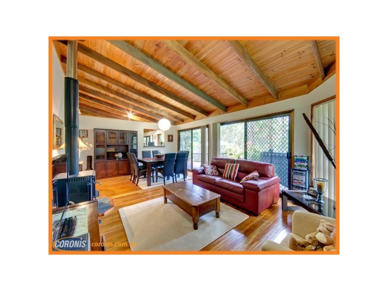 21 Buranda Road, Clear Mountain QLD 4500