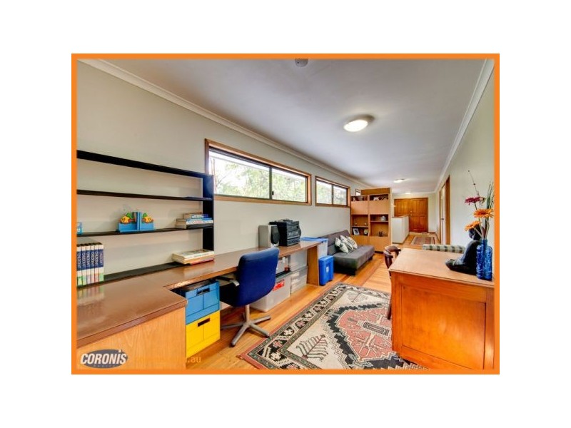 21 Buranda Road, Clear Mountain QLD 4500