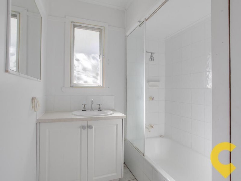 52 Agnew Street, Sandgate QLD 4017