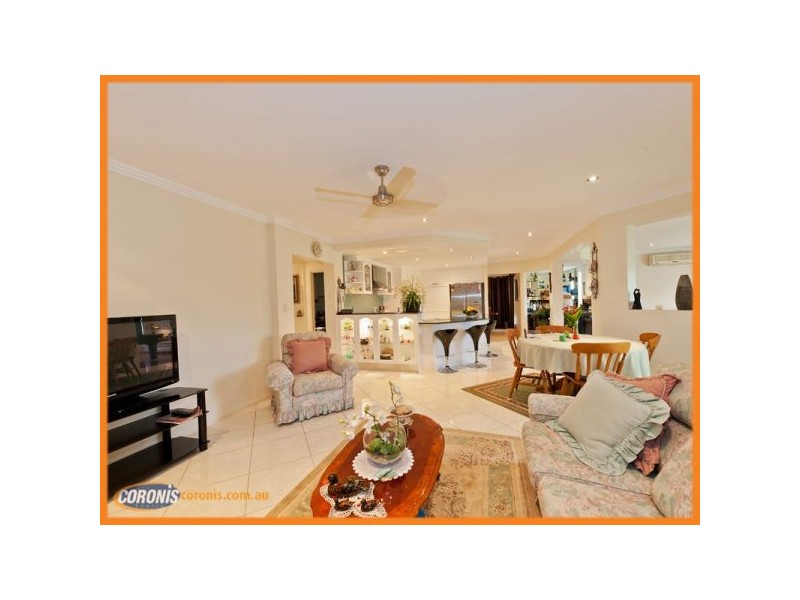 31 The Avenue, Windaroo QLD 4207