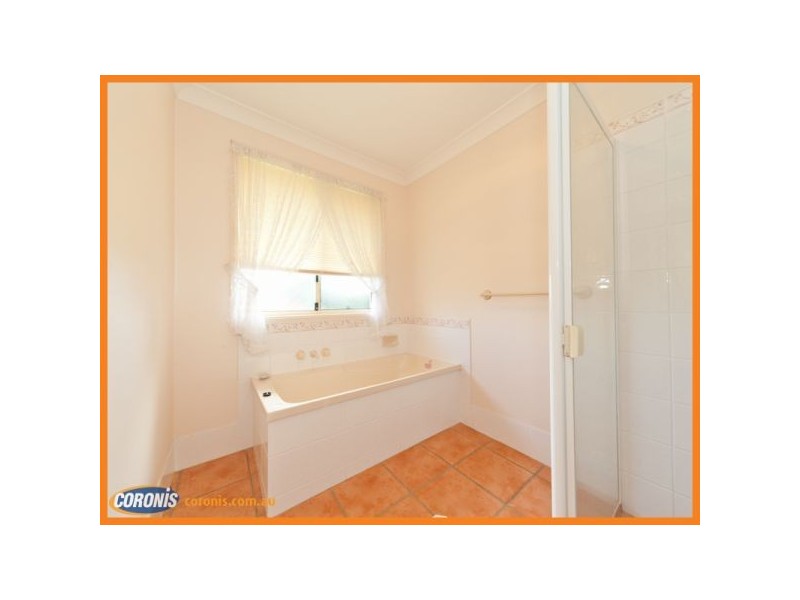 204 Nairn Road, Morayfield QLD 4506