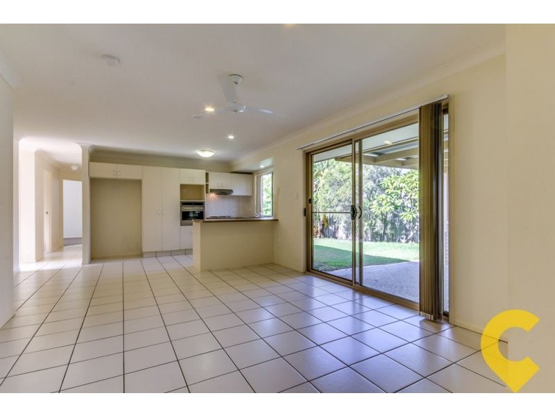 10 Spyglass Street, Oxley QLD 4075