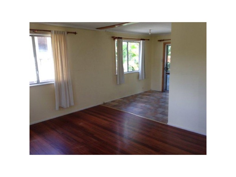 32 Cobbity Crescent, Arana Hills QLD 4054