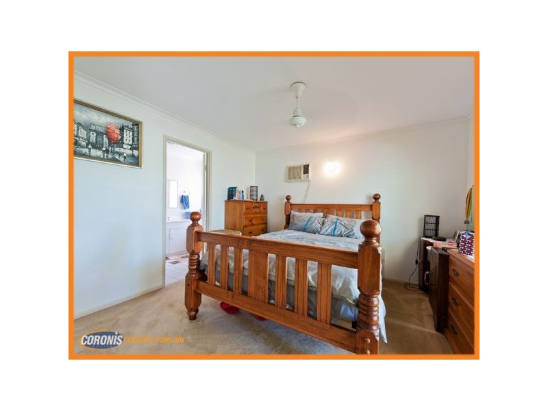 15 Knight Street, Redbank Plains QLD 4301