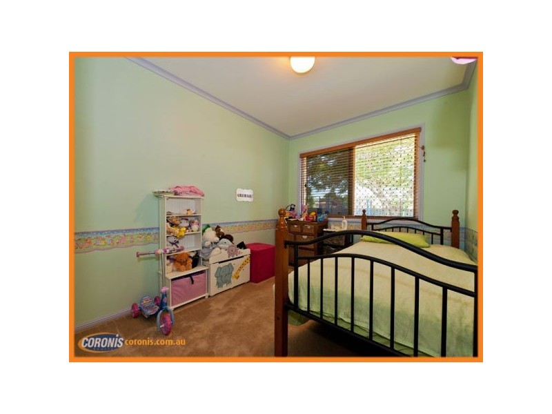 15 Knight Street, Redbank Plains QLD 4301