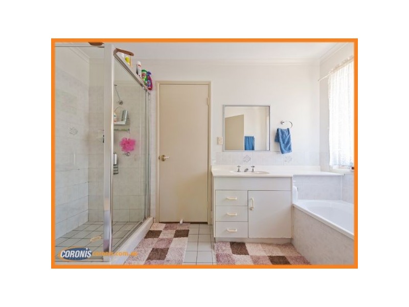 15 Knight Street, Redbank Plains QLD 4301