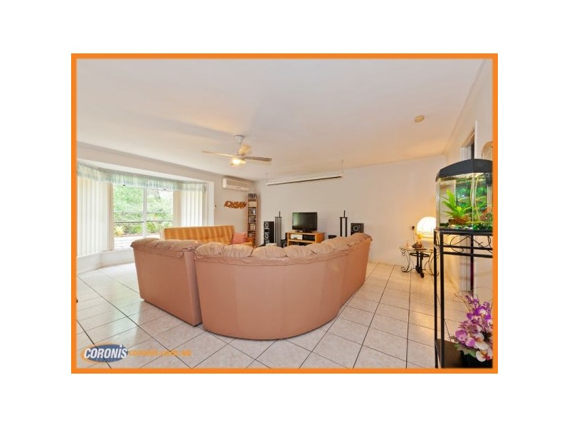 14 Careel Close, Helensvale QLD 4212