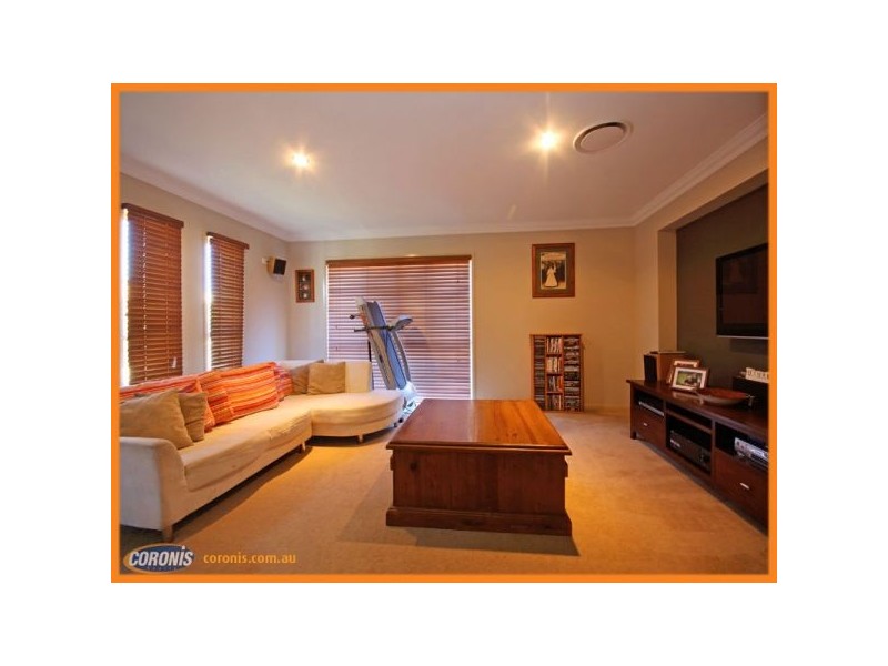 48 Elkington Circuit, North Lakes QLD 4509