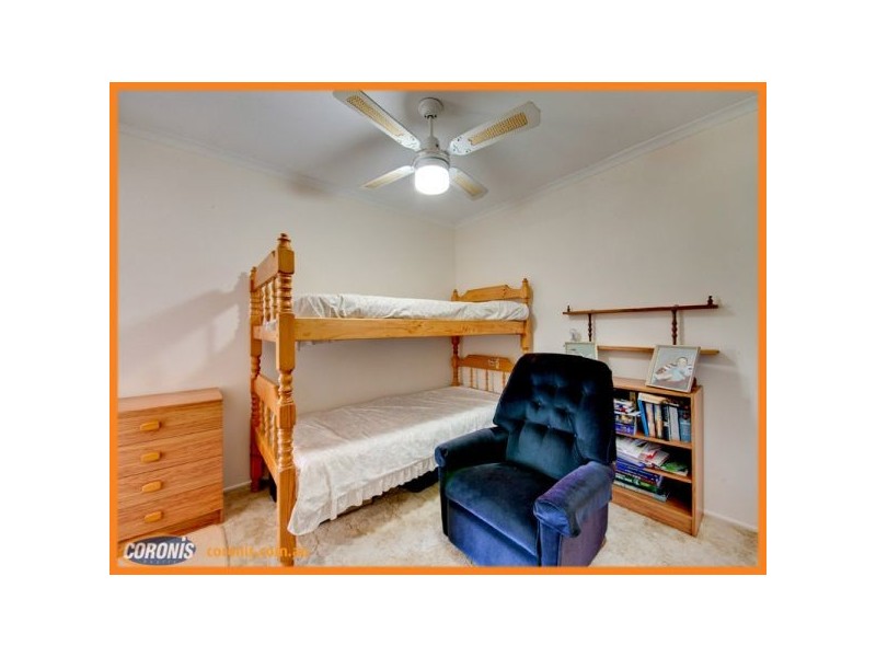 1/8 Dianthus Avenue, Bribie Island QLD 4507