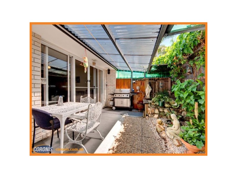 1/8 Dianthus Avenue, Bribie Island QLD 4507