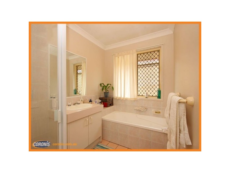 78 Silkyoak Circuit, Fitzgibbon QLD 4018