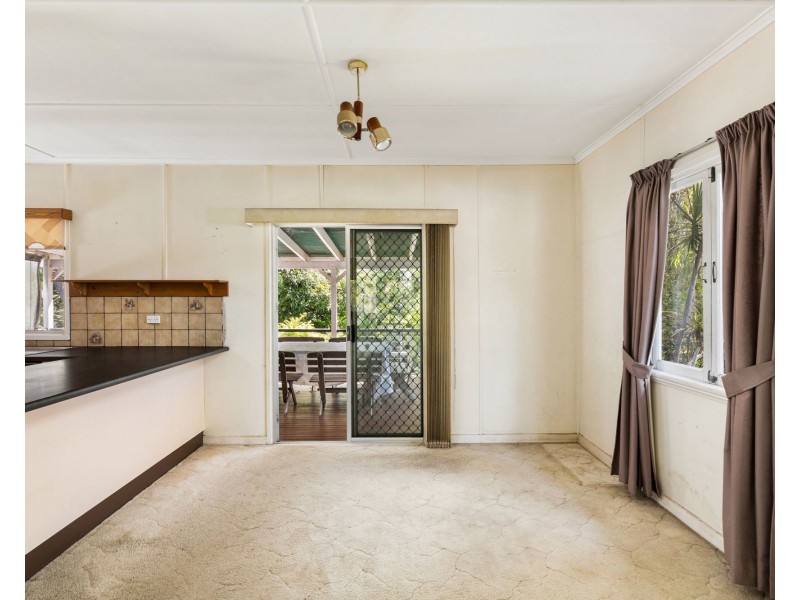 30 Cheviot Street, Grange QLD 4051