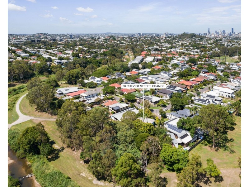 30 Cheviot Street, Grange QLD 4051