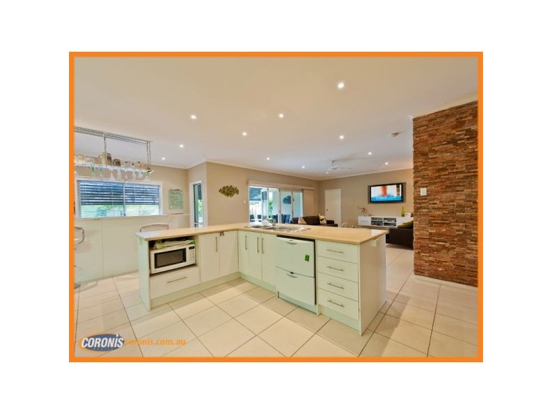 38 Marina Parade, Jacobs Well QLD 4208