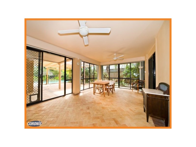 53 Ablington Way, Carindale QLD 4152