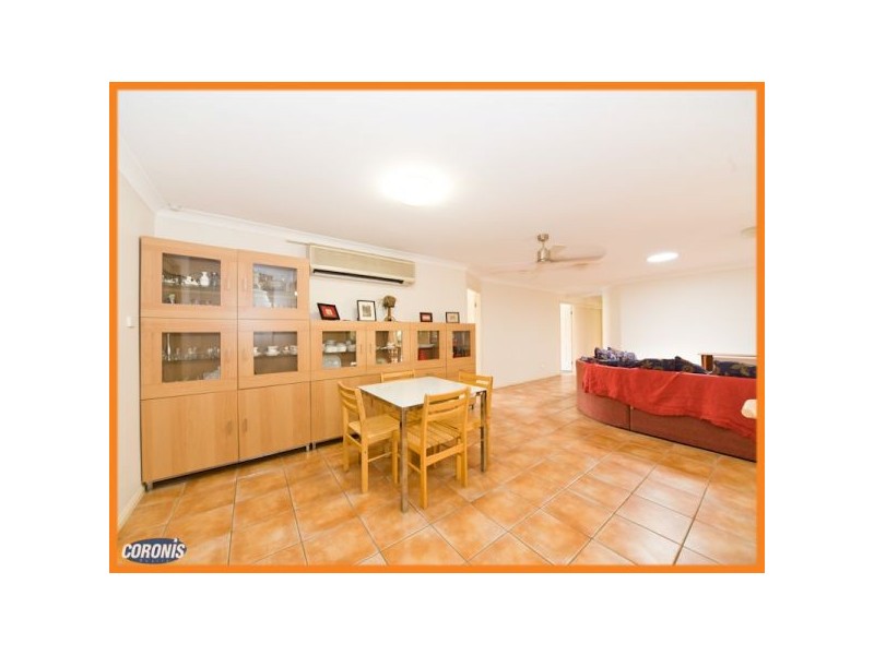 53 Ablington Way, Carindale QLD 4152