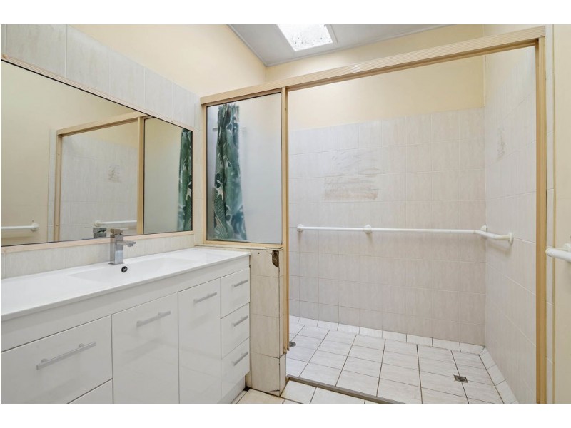 42 Evans Street, Kedron QLD 4031