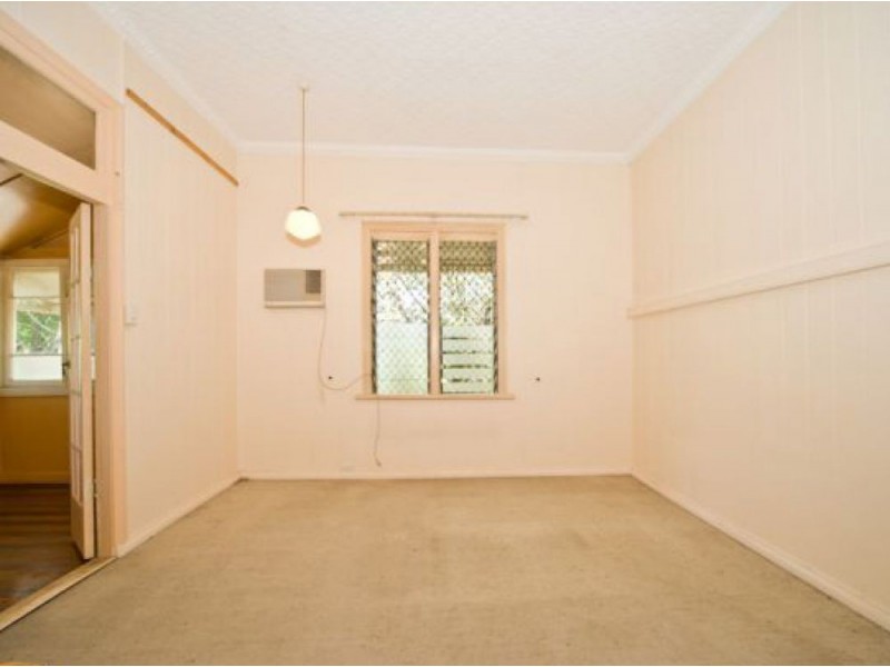 18 Cartwright Street, Windsor QLD 4030