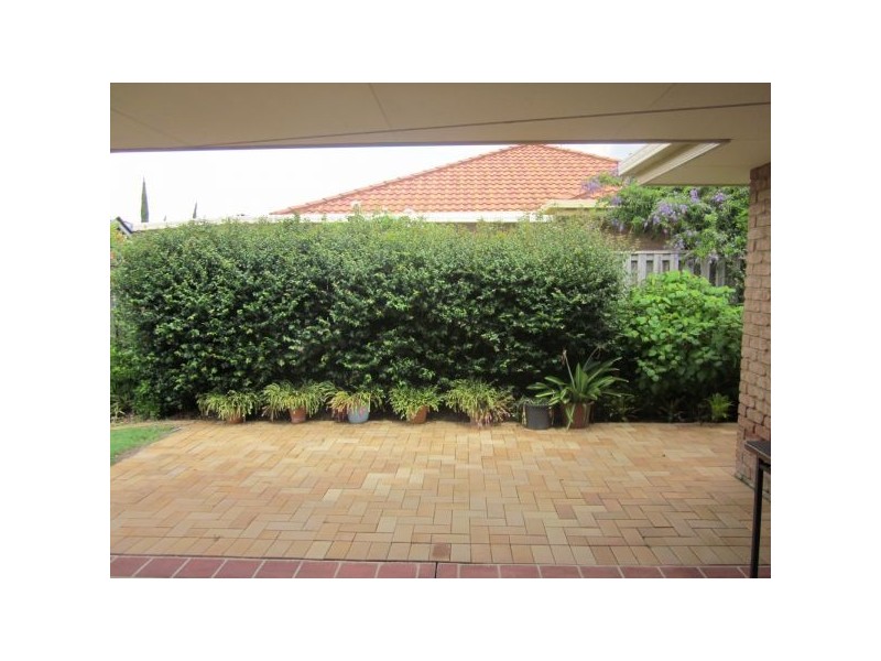 4 Groves Cresent, Boondall QLD 4034