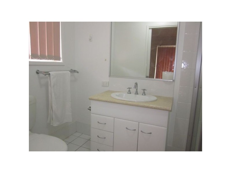 4 Groves Cresent, Boondall QLD 4034