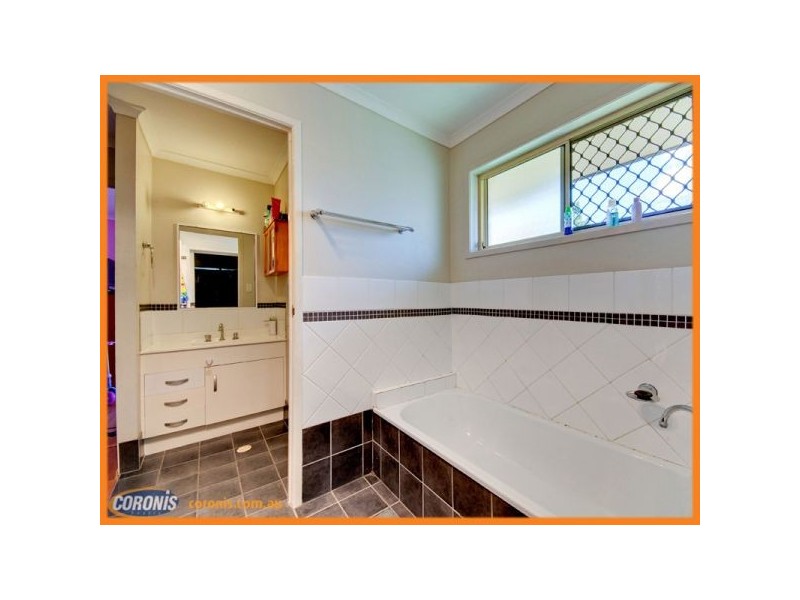 26 Karenia Street, Bray Park QLD 4500