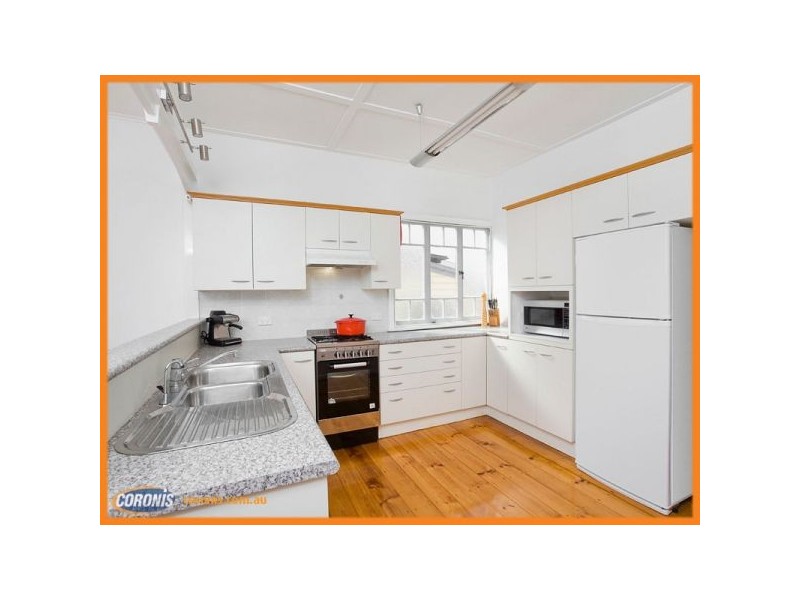 98 Clayton Street, Sandgate QLD 4017