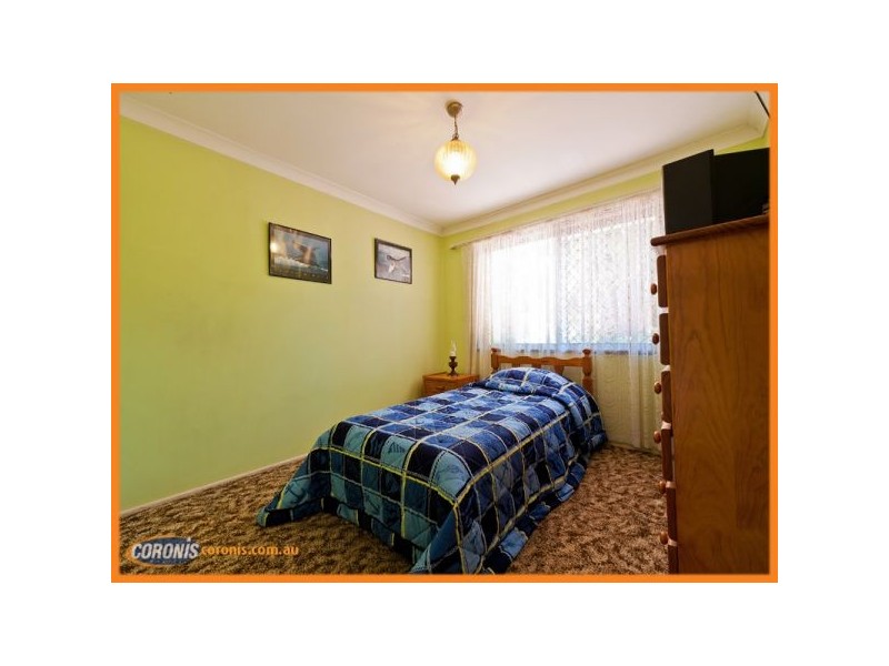 5 Lobelia Avenue, Daisy Hill QLD 4127