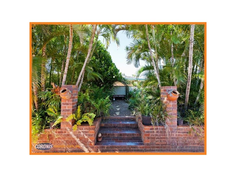 5 Lobelia Avenue, Daisy Hill QLD 4127