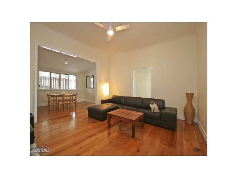 61 Brookfield Road, Kedron QLD 4031