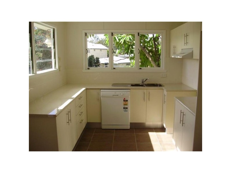 46 Normanton Street, Stafford Heights QLD 4053