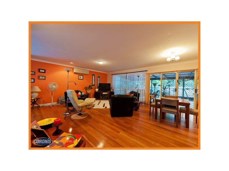 1 Magpie Place, Albany Creek QLD 4035