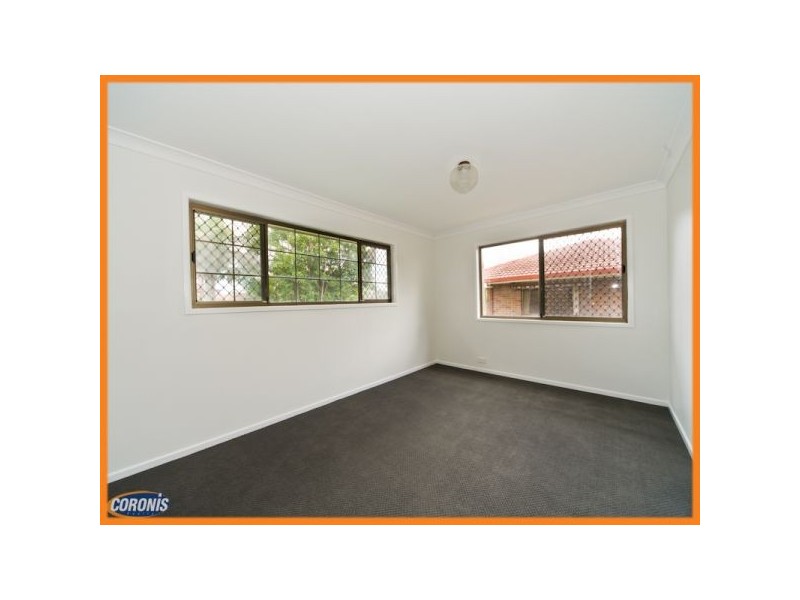 373 Winstanley Street, Carindale QLD 4152