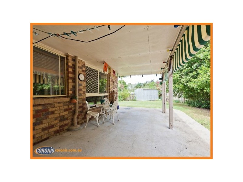 6 Folium Court, Regents Park QLD 4118