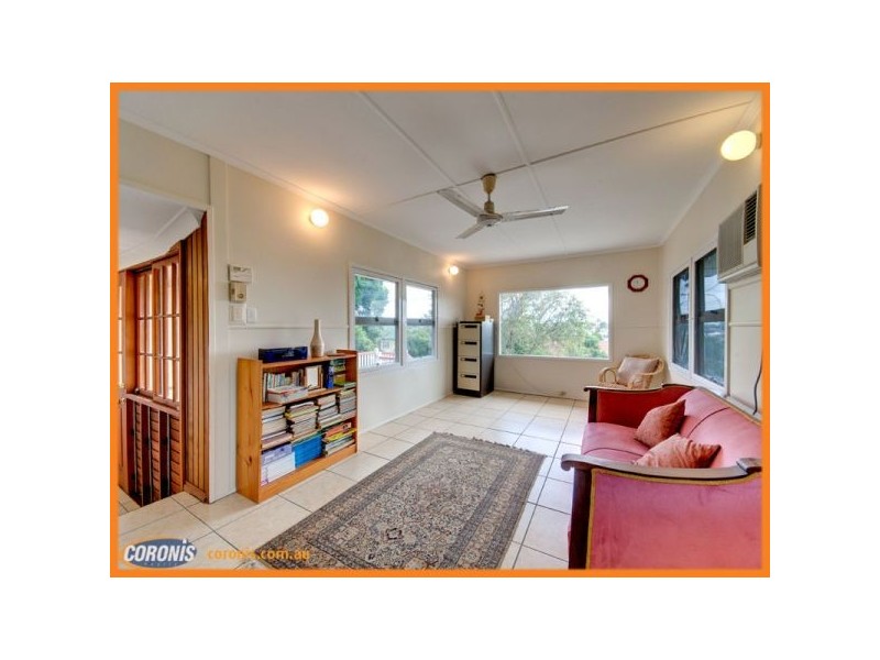 232 Edinburgh Castle Road, Wavell Heights QLD 4012