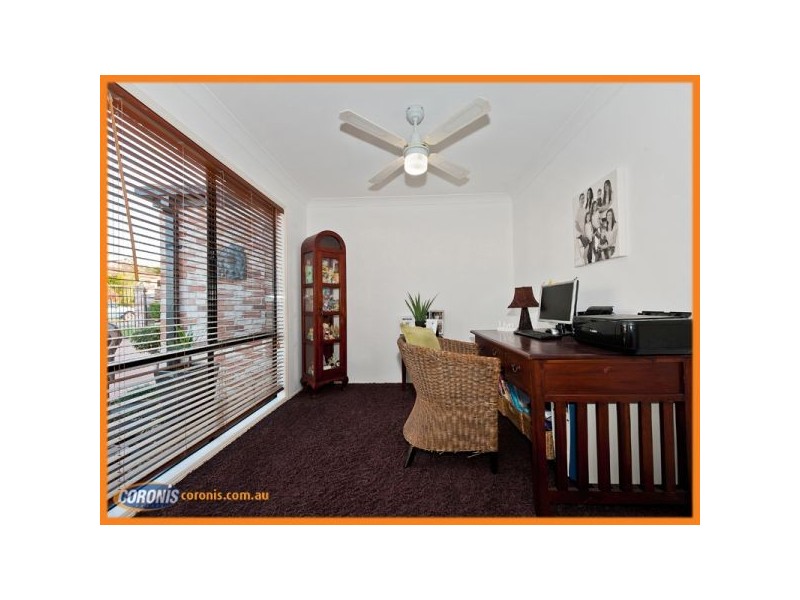 7 Easter Crescent, Pacific Pines QLD 4211