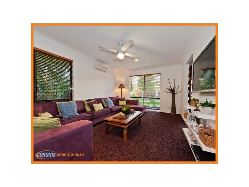 7 Easter Crescent, Pacific Pines QLD 4211