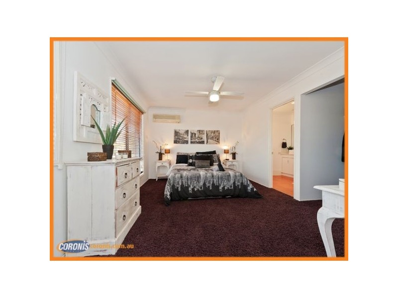 7 Easter Crescent, Pacific Pines QLD 4211