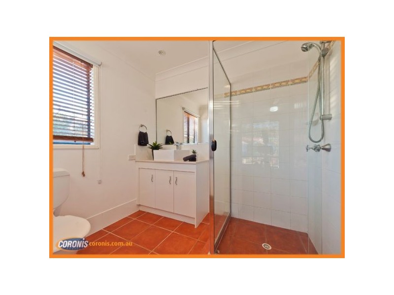 7 Easter Crescent, Pacific Pines QLD 4211