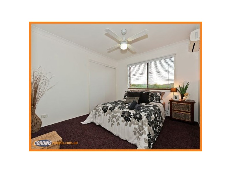 7 Easter Crescent, Pacific Pines QLD 4211